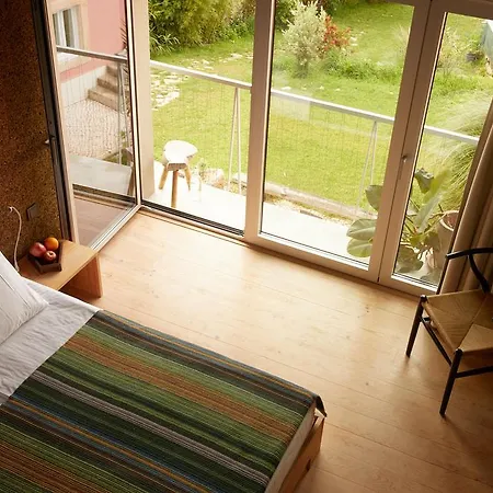 Cavalo De Madeira 3* Arelho